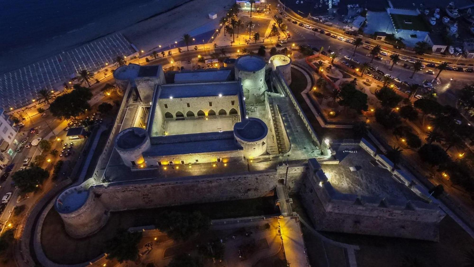 אפרטהוטל מנפרדוניה Ca Del Centro מראה חיצוני תמונה